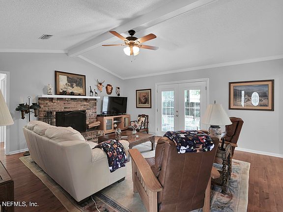 2nd image of 12665 Steeplechase Ln