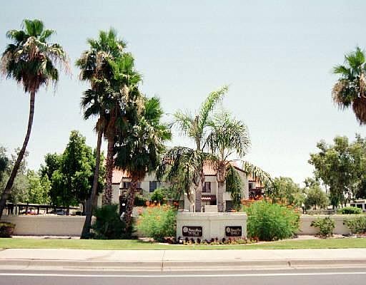 1st image of 1905 E UNIVERSITY Drive #F122