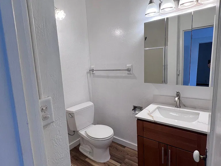 Bathroom (standing shower to the left)