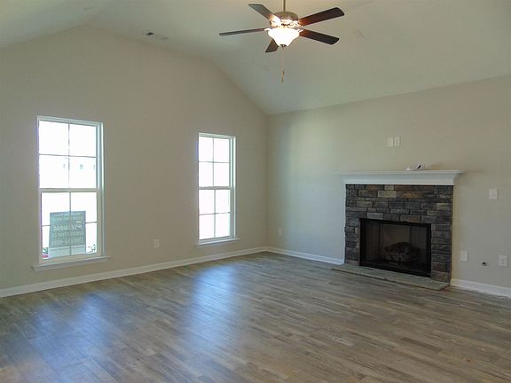 4th image of 4864 Fairmont Dr