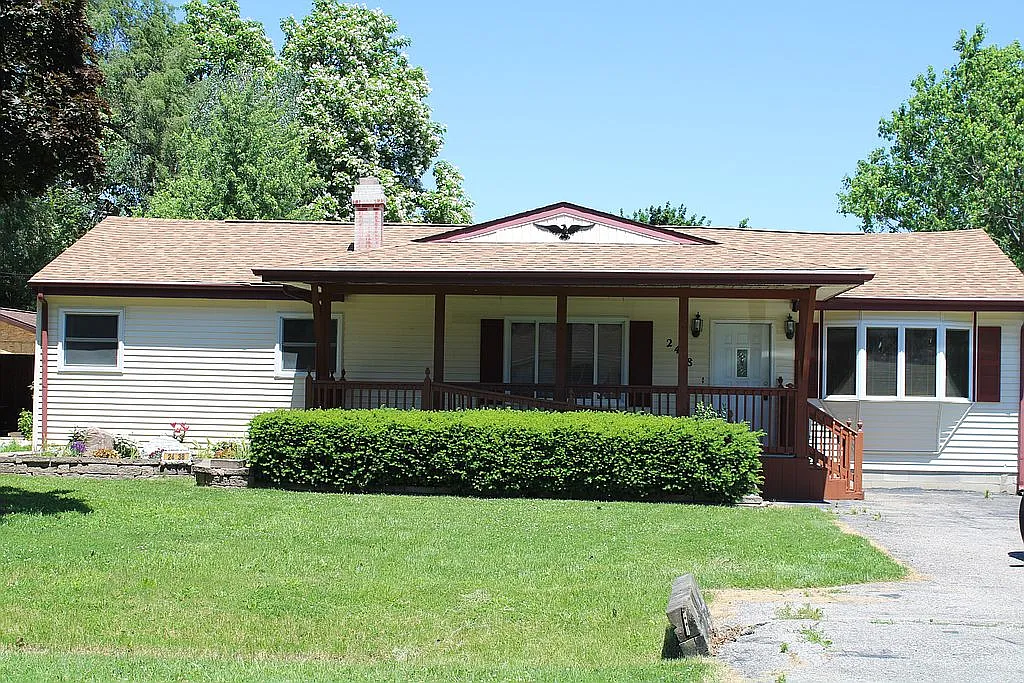 2438 Sue Ann Ln photo 1