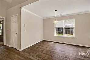 3 bed, 2.0 bath, 1778 sqft, $2,400 — Photo 3