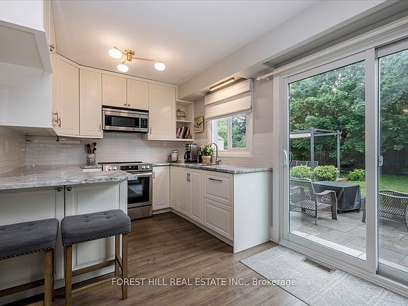 5th image of 131 Oren Blvd