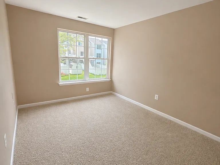 1411 Bonnett Pl #F — Photo 4