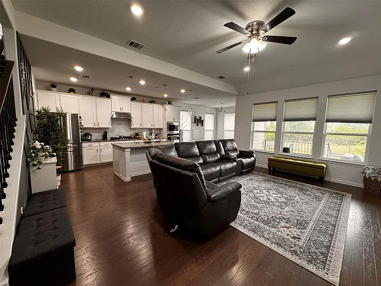 4444 Arques Ave — Photo 3