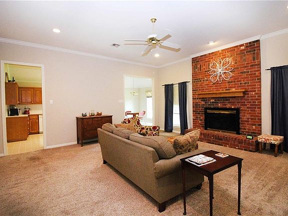 3rd image of 10316 Eagle Mountain Dr
