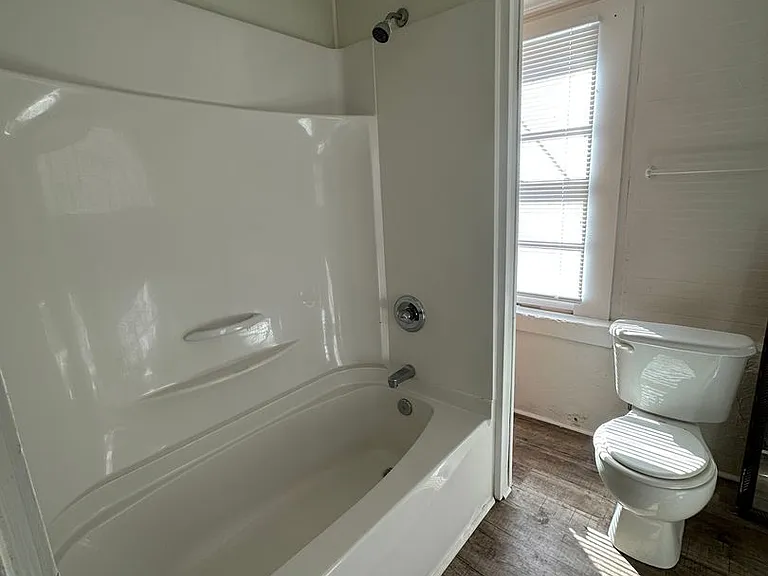 19 Twine St — Photo 10