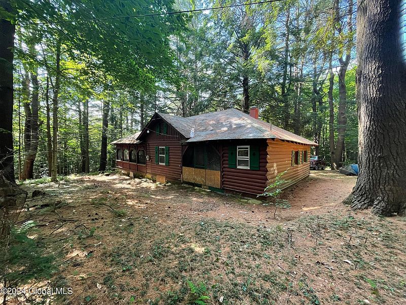 4th image of 2068 South Shore Road