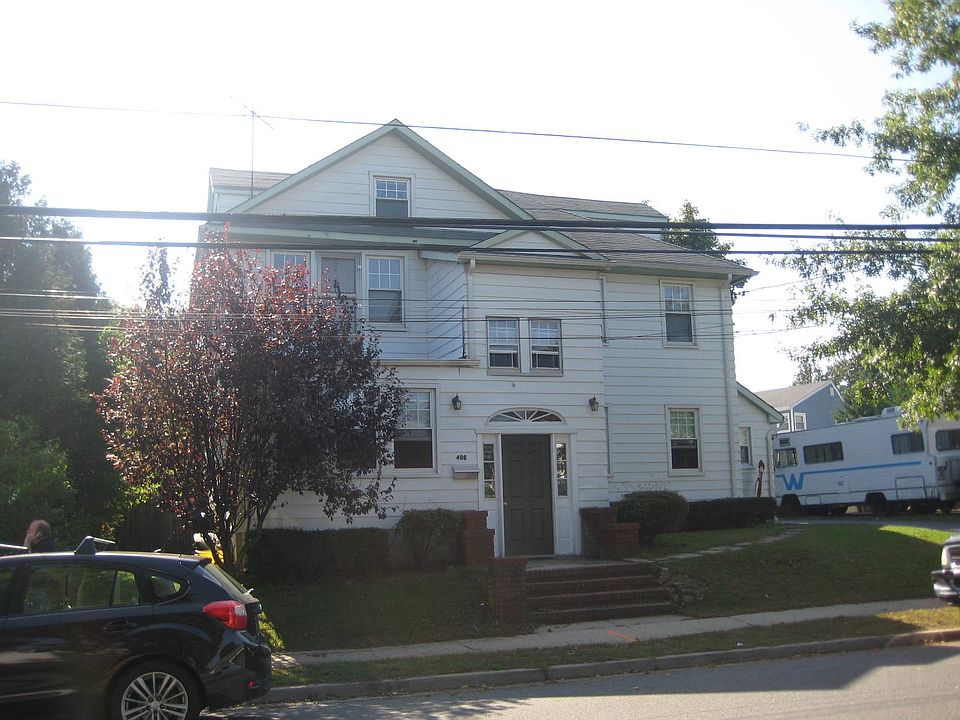 1st image of 496 Secatogue Ave