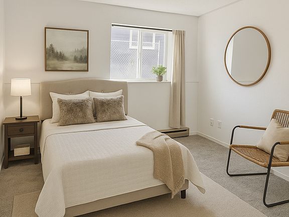 3rd image of 1607 W York Ave #1