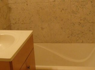 8637 S Burnham Ave, Chicago, IL 60617