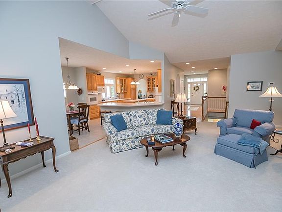 4th image of 614 Brennans Ct