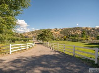 2110 N Mink Creek Rd, Pocatello, ID 83204
