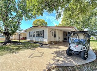 731 Royal Palm Ave, Lady Lake, FL 32159