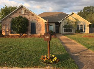 201 Camelot Way, Brandon, MS 39047