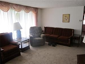 3rd image of 256 Dushane Dr