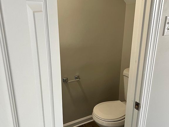 3rd image of 8524 Torresdale Ave