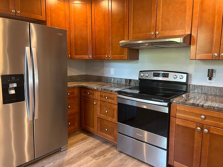2605 Maple Ave — Photo 5