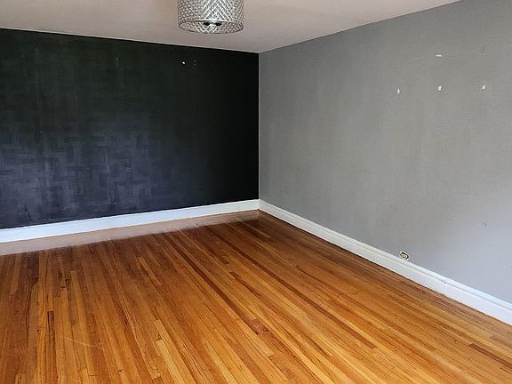 3rd image of 41 Park Ave