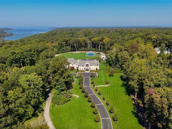 471 Woodbury, Cold Spring Harbor, NY 11724