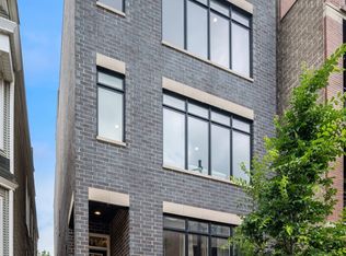 2114 W Belmont Ave #3, Chicago, IL 60618