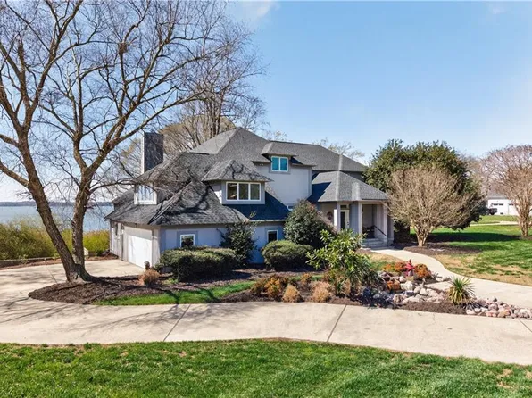 118 Sleepy Point Way, Suffolk, VA 23435