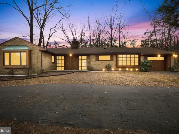 11 Cooper Run Dr, Cherry Hill, NJ 08003