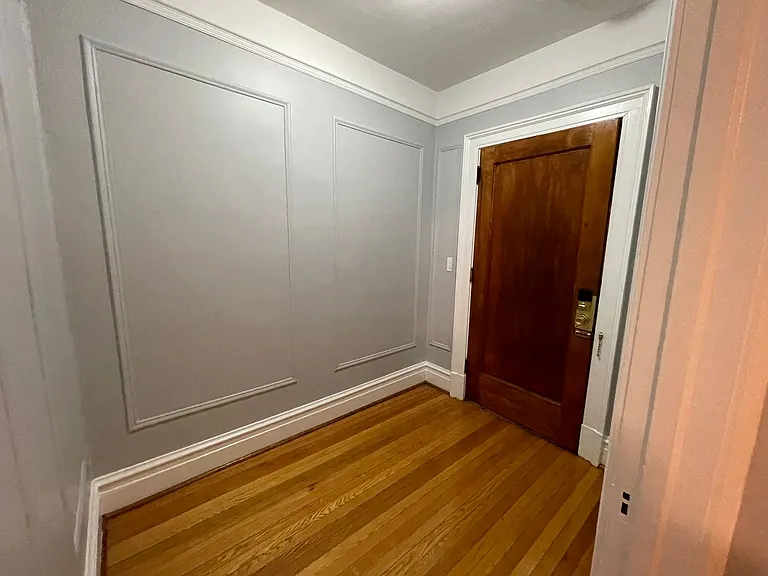49 S Lake Ave #12 — Photo 10