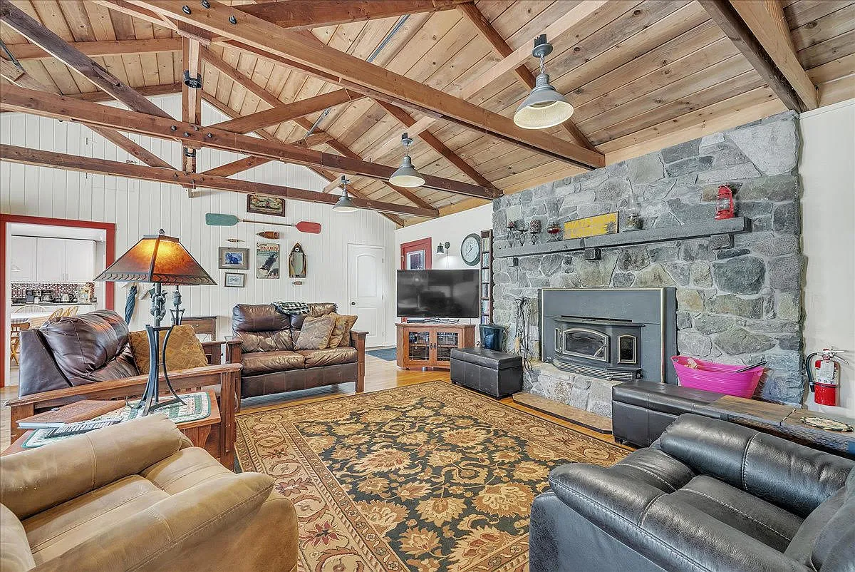 1 bed, 1450 sqft, $3,500 — Photo 3