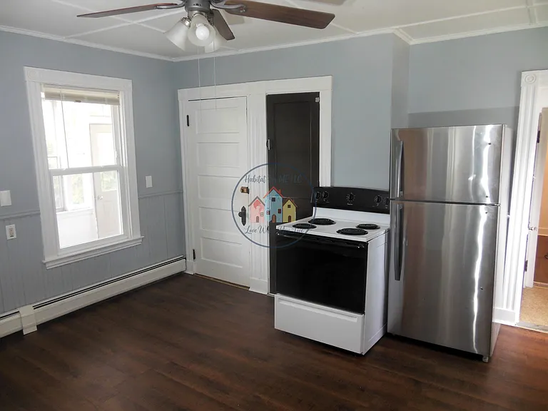 20 Drummond Ave #1 — Photo 3