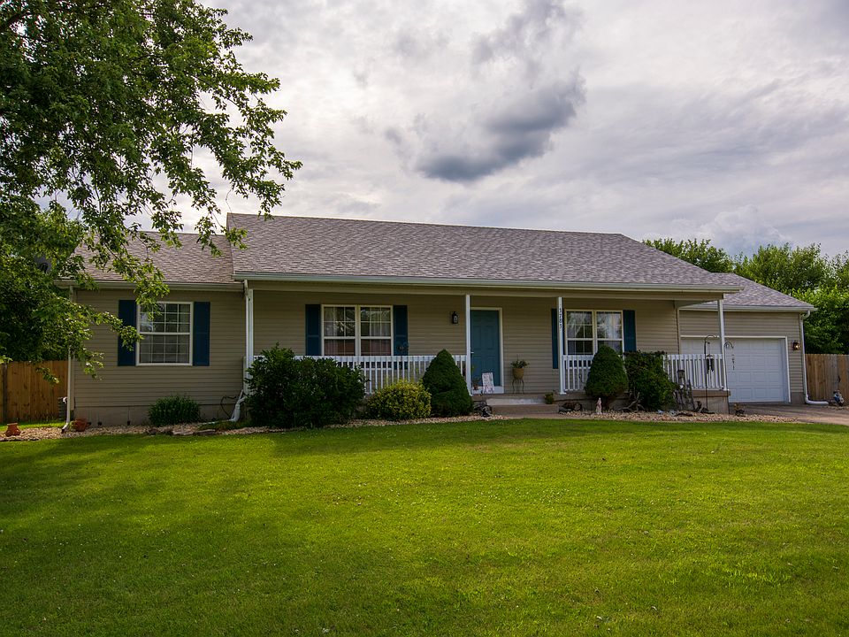 1st image of 3783 Creekside Dr