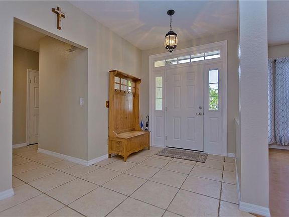 3rd image of 2529 Brimhollow Dr