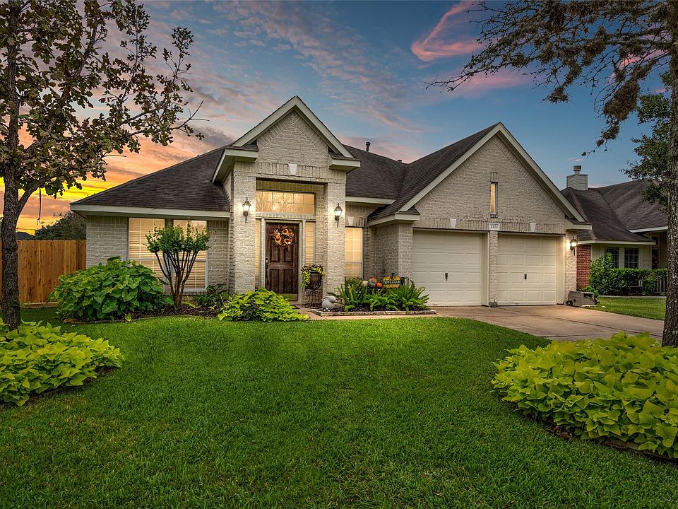 1st image of 1323 Leigh Gardens Dr