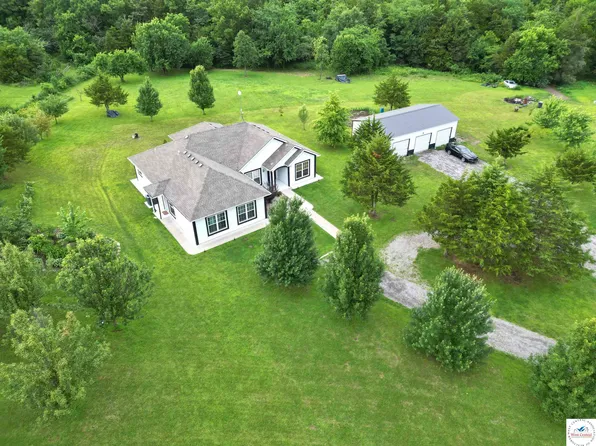 19883 Mather Rd, Sedalia, MO 65301