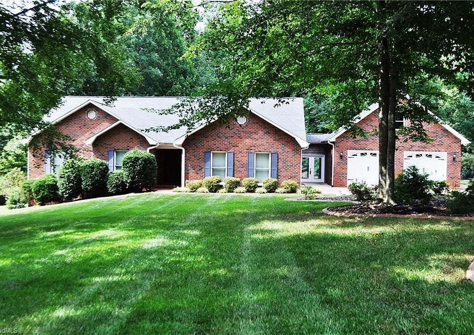 1st image of 244 Beech Brook Ln