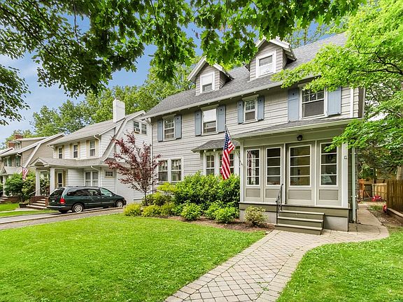 5th image of 235 Coudert Pl