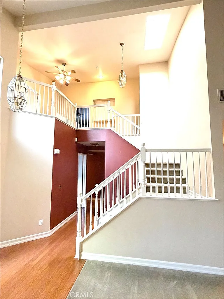 4 bed, 2581 sqft, $2,900 — Photo 4