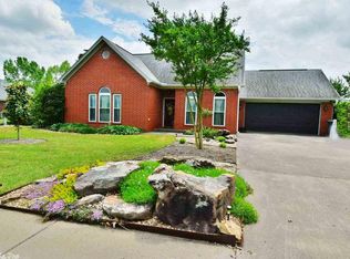 4935 Tyler St, Conway, AR 72034