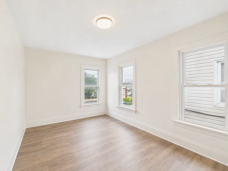 348 S 2nd St — Photo 11