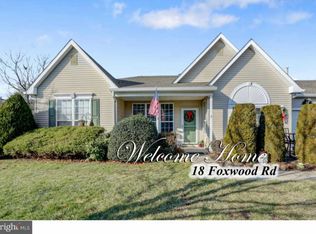 18 Foxwood Rd, Lakewood, NJ 08701