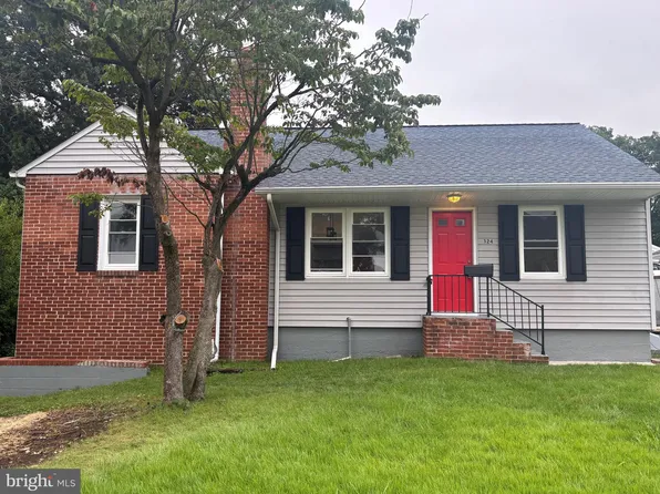 324 Savannah Rd, Essex, MD 21221