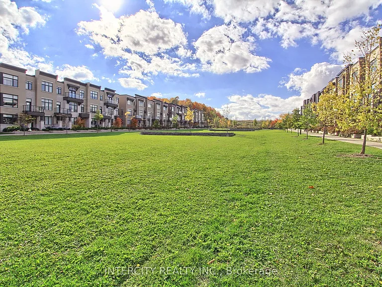 7 Adaskin Ave — Photo 48