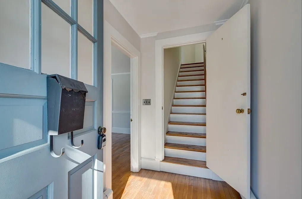 Building Photo - 27 Mount Vernon St #1