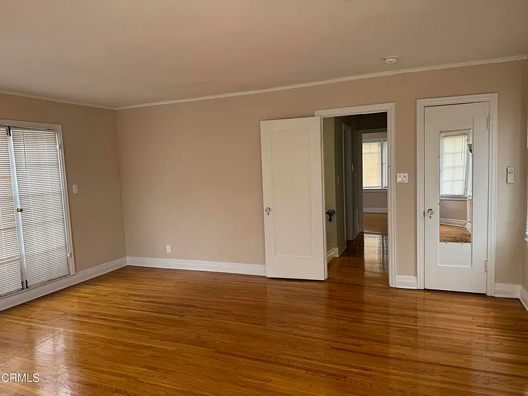 920 Summit Dr — Photo 17