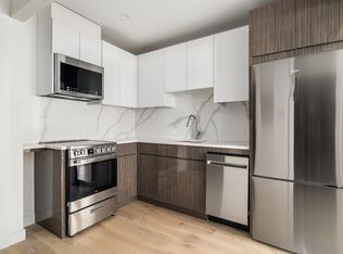 25-15 36th St #1FA, Astoria, NY 11103