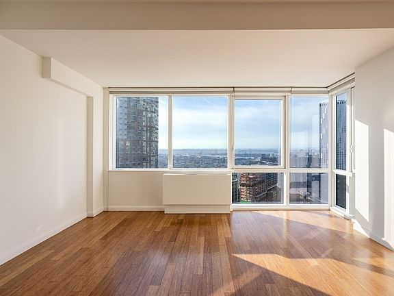 4th image of 66 Rockwell Pl APT 28G