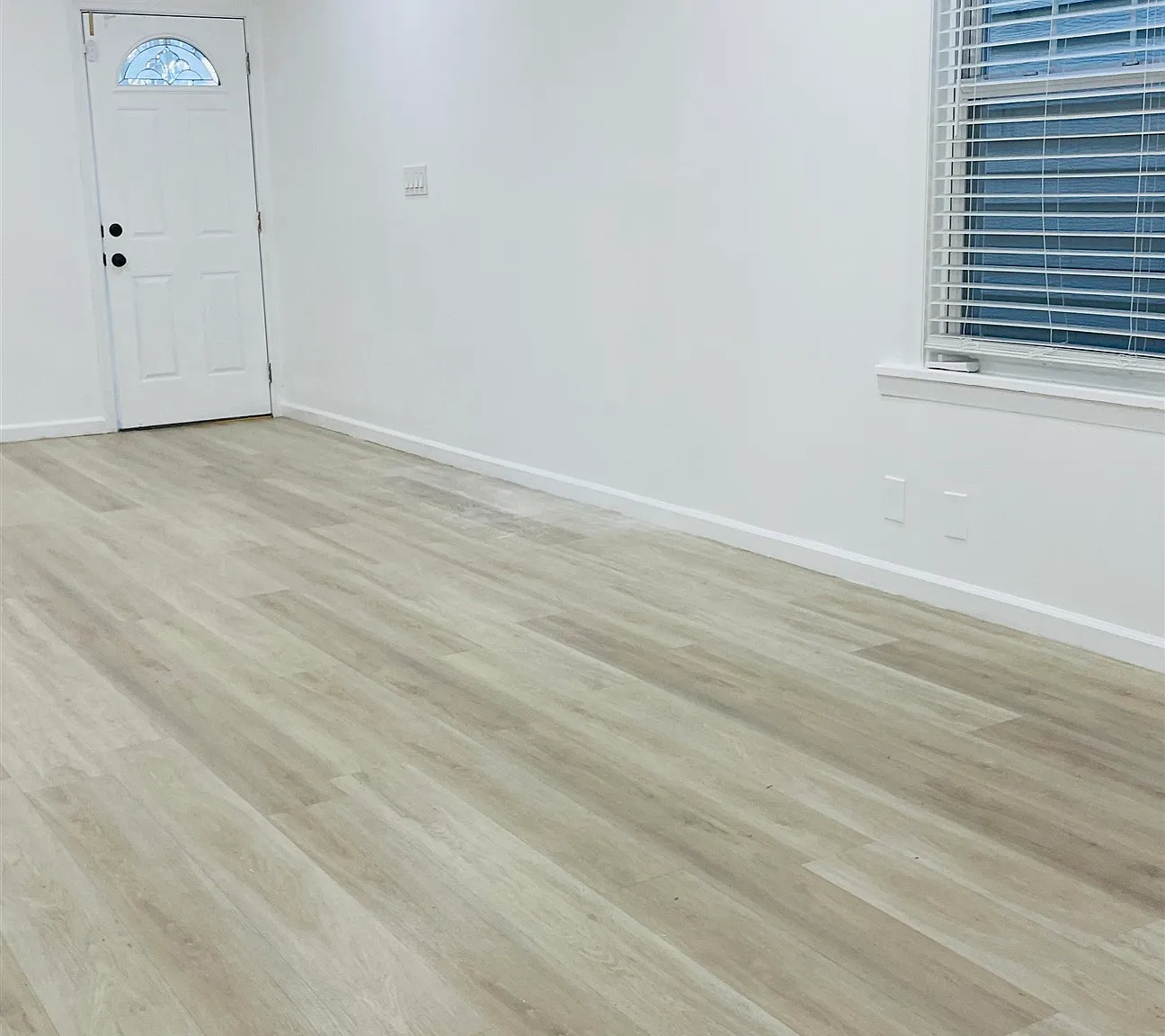 2 bed, 1.0 bath, 1000 sqft, $2,100 — Photo 3