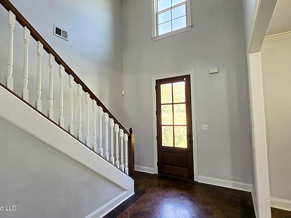 3rd image of 9567 Holly Springs Rd