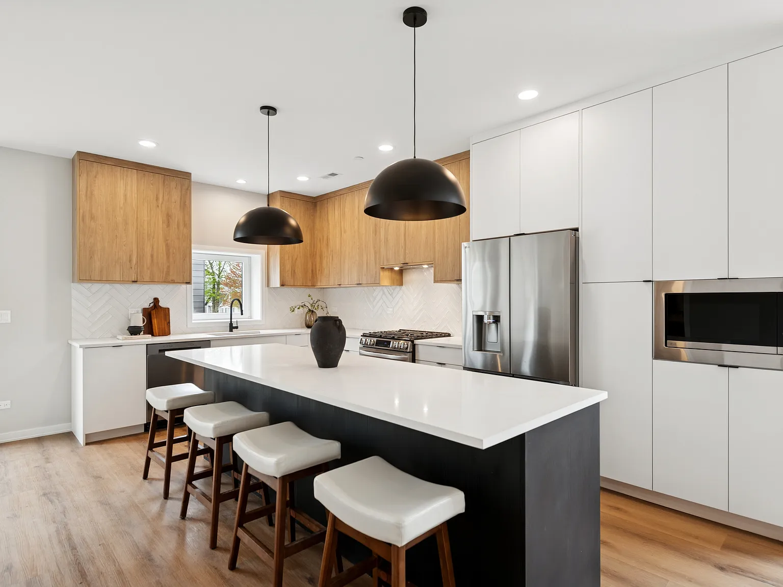 Beloit Townhomes — Photo 4