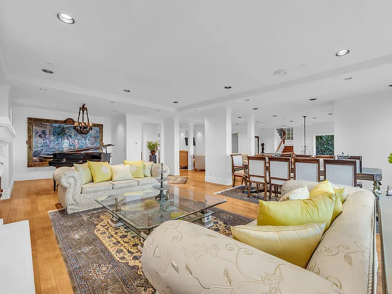 1525 Errigal Pl — Photo 19